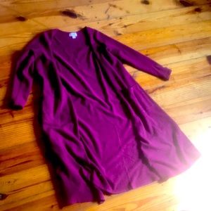 LulaRoe small maroon Sarah duster